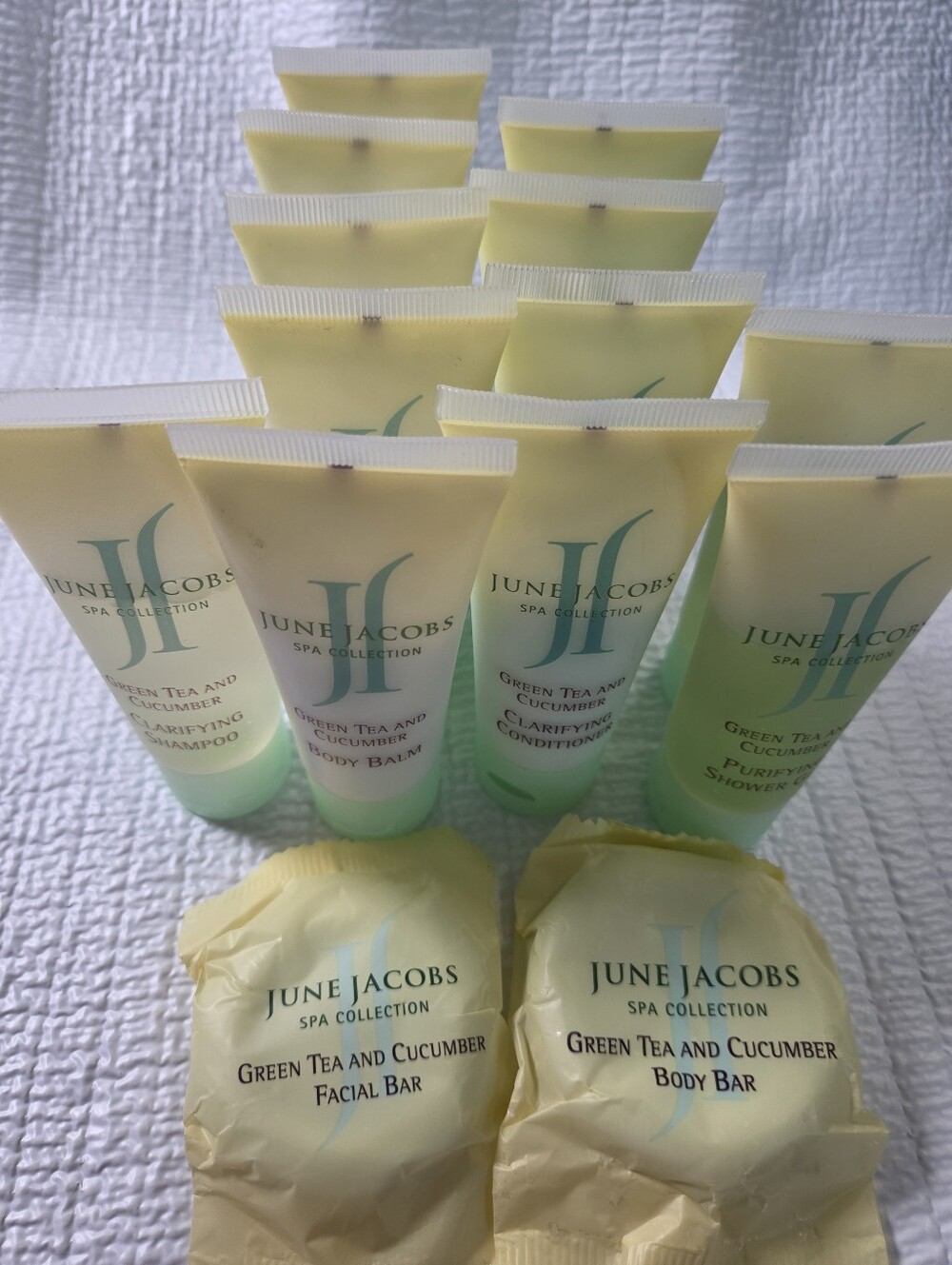 Green Tea & Cucumber Purifying Shower Gel - Green